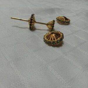 Antique gold-plated shawl or hat pin